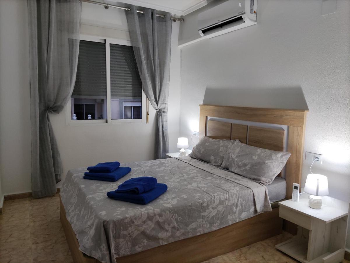 Julia'S Paradise Apartment Torrevieja Exteriör bild